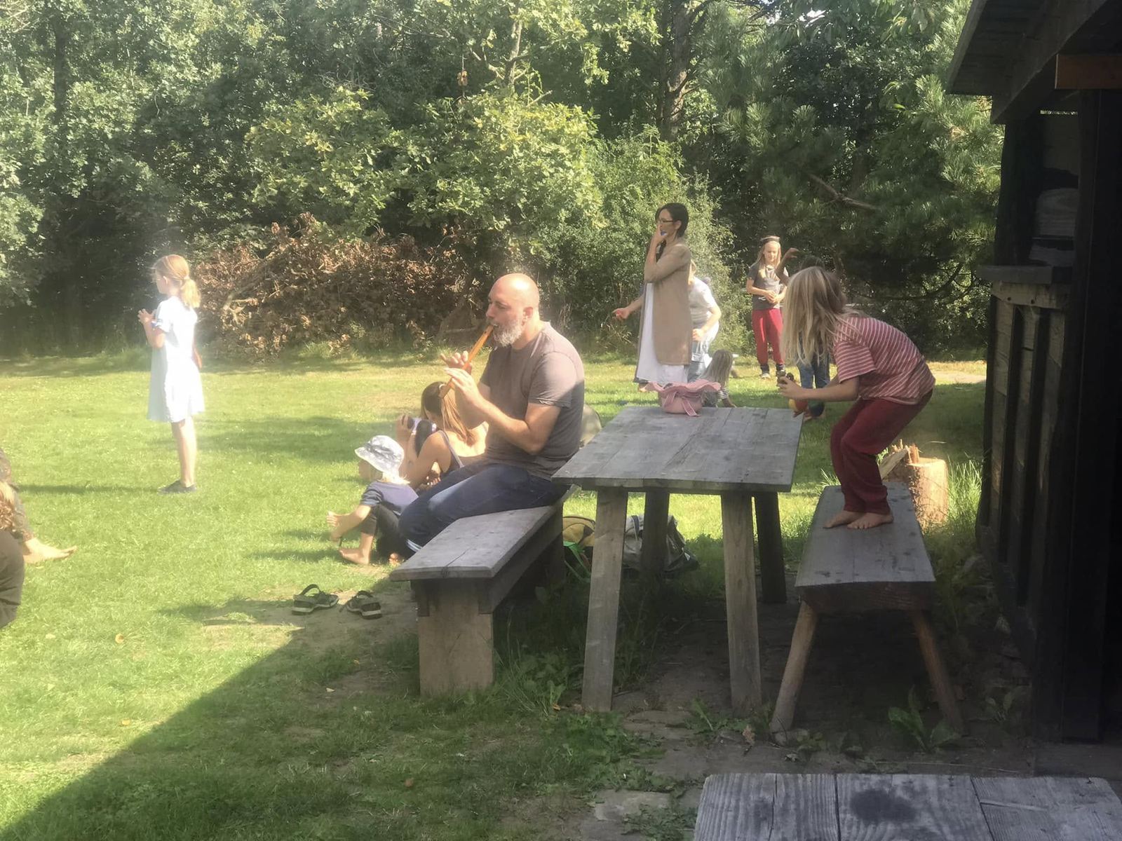 Hverdag på gøglerpladsen med familier